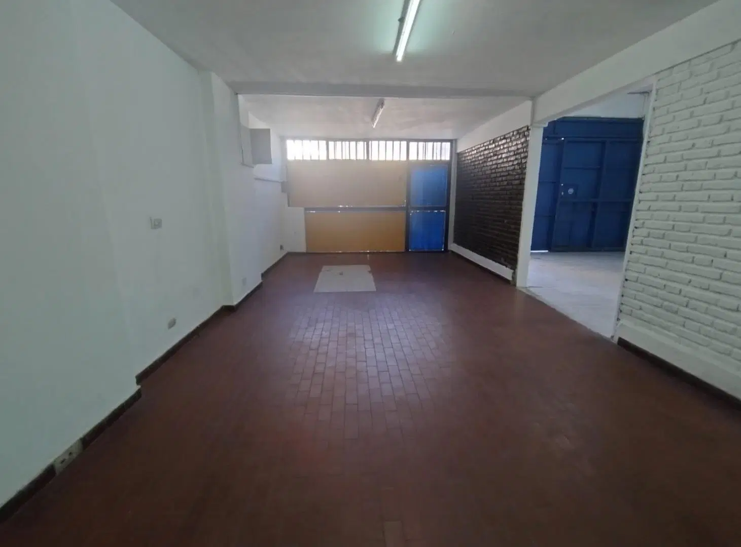 ALQUILER - Local de 460m2. Pichincha, Rosario 1