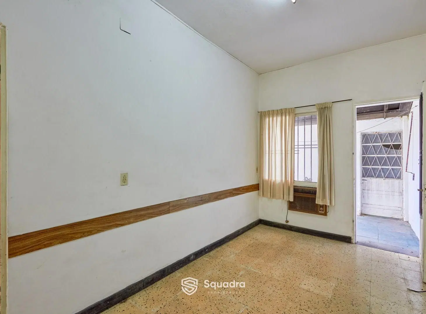 VENTA - Casa interna de 3 dormitorios con 2 patios - Barrio España y Hospitales, Rosario. 3