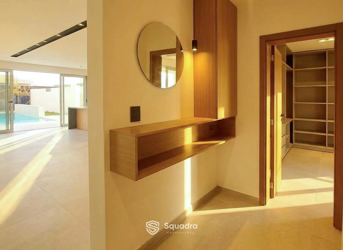 VENTA - Casa de 3 dormitorios con piscina, cochera doble y jardín - Don Mateo, Funes. 2