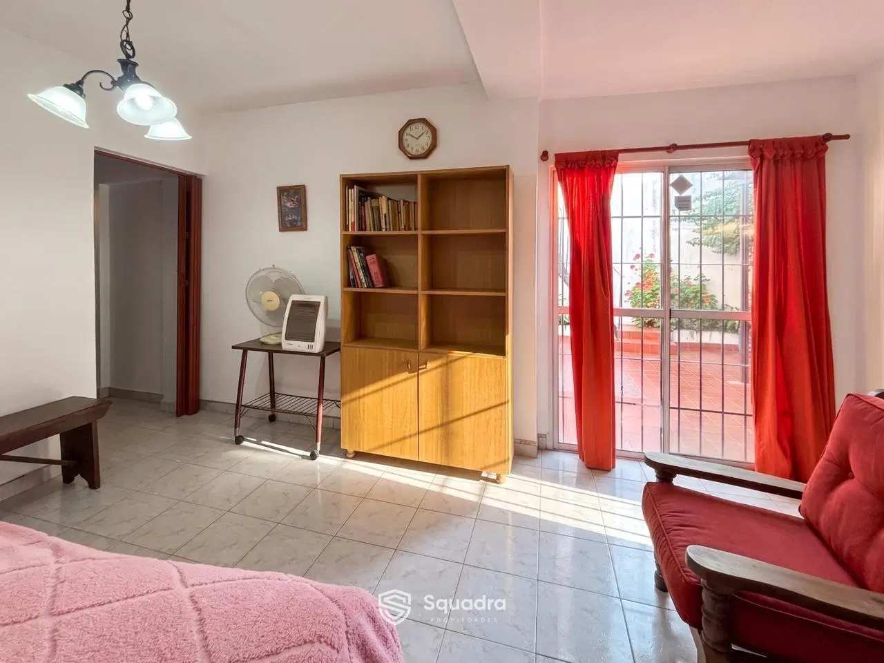 VENTA - Casa de 2 dormitorios y patio - Barrio Alberdi, Rosario. 2