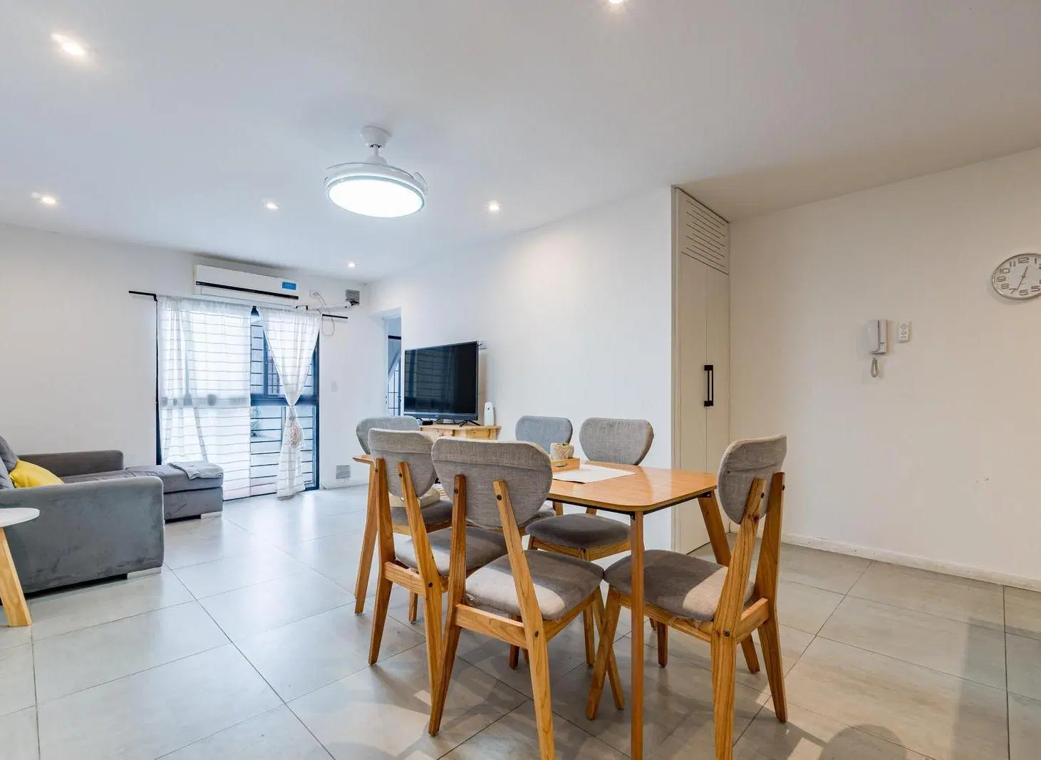 VENTA | PERMUTA - Casa 3 dormitorios y comodín, piscina y quincho - Echesortu, Rosario. 3