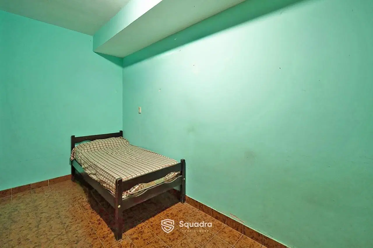 VENTA | PERMUTA - Casa de 2 dormitorios con cochera, balcón y local - Pérez. APTO CRÉDITO. 5