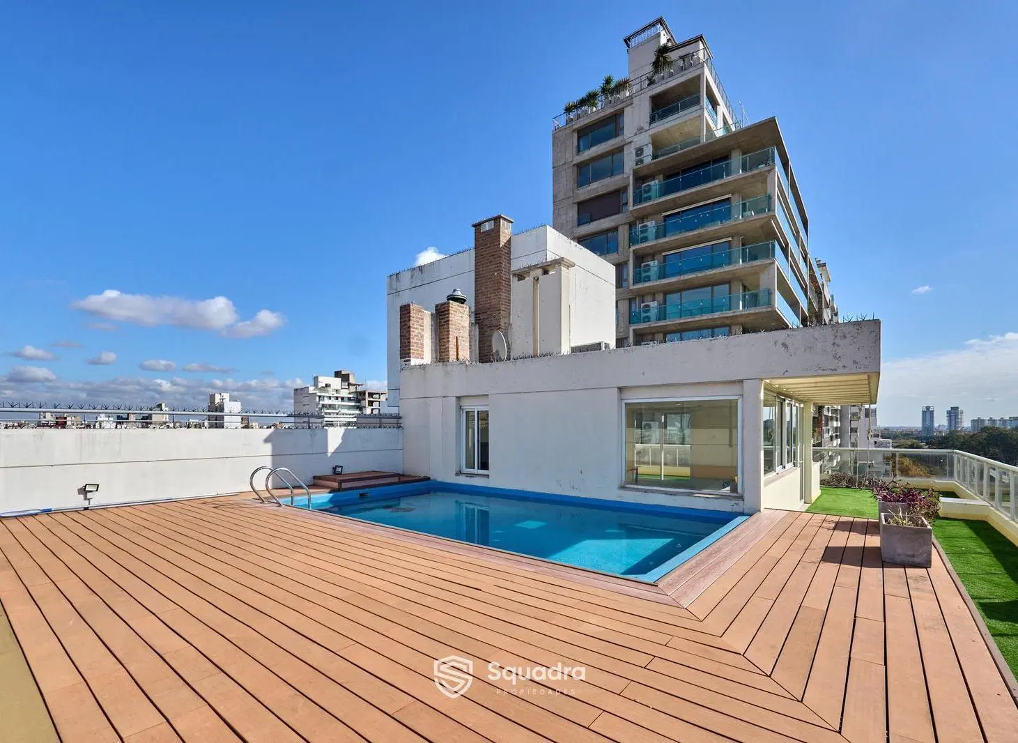 VENTA - Piso exclusivo 3 dormitorios, 2 cochera, baulera y amenities - Centro/Rio - APTO CRÉDITO. 1