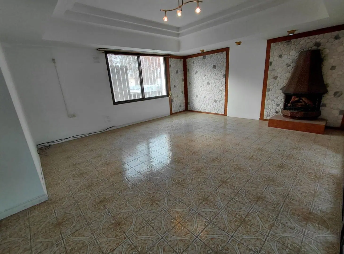 ALQUILER - Ph de 3 dormitorios, patio de invierno y terraza exclusiva - Echesortu, Rosario. 4