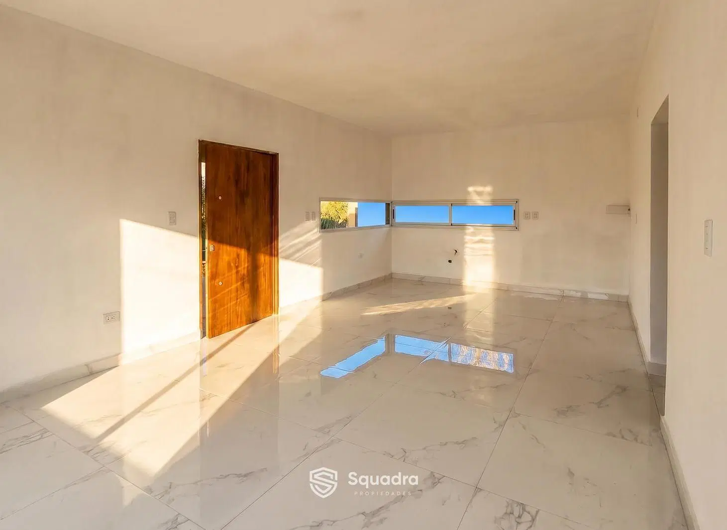 VENTA - Casa 2 dormitorios, cochera con parrillero y piscina - Tierra de Sueños 3, Roldán. 4