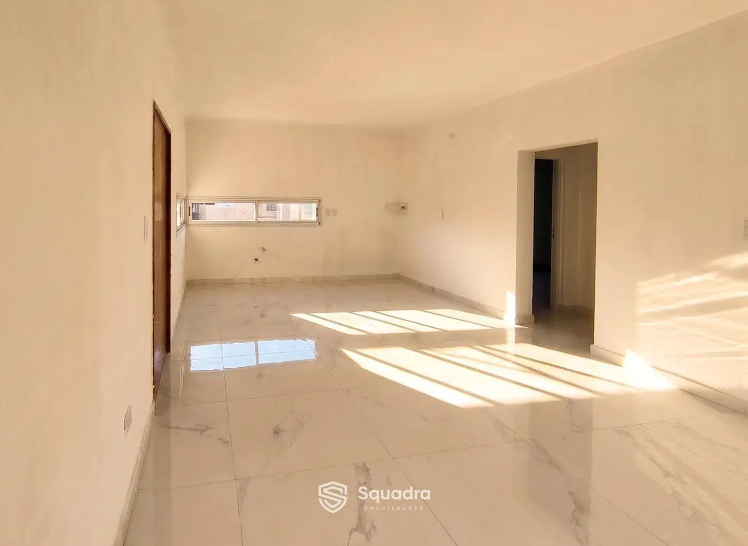 VENTA - Casa 2 dormitorios, cochera con parrillero y piscina - Tierra de Sueños 3, Roldán. 2