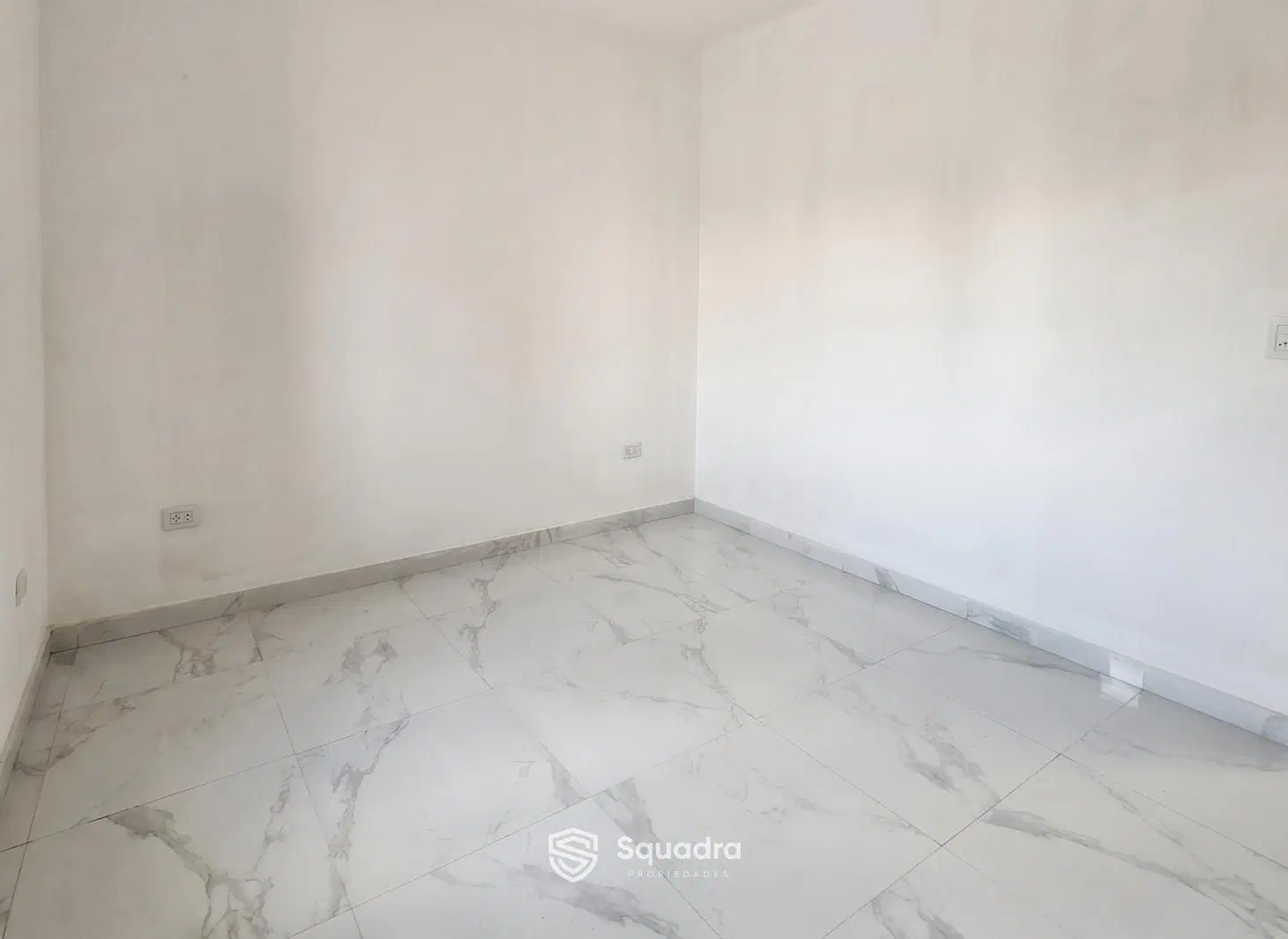 VENTA - Casa 2 dormitorios, cochera con parrillero y piscina - Tierra de Sueños 3, Roldán. 5