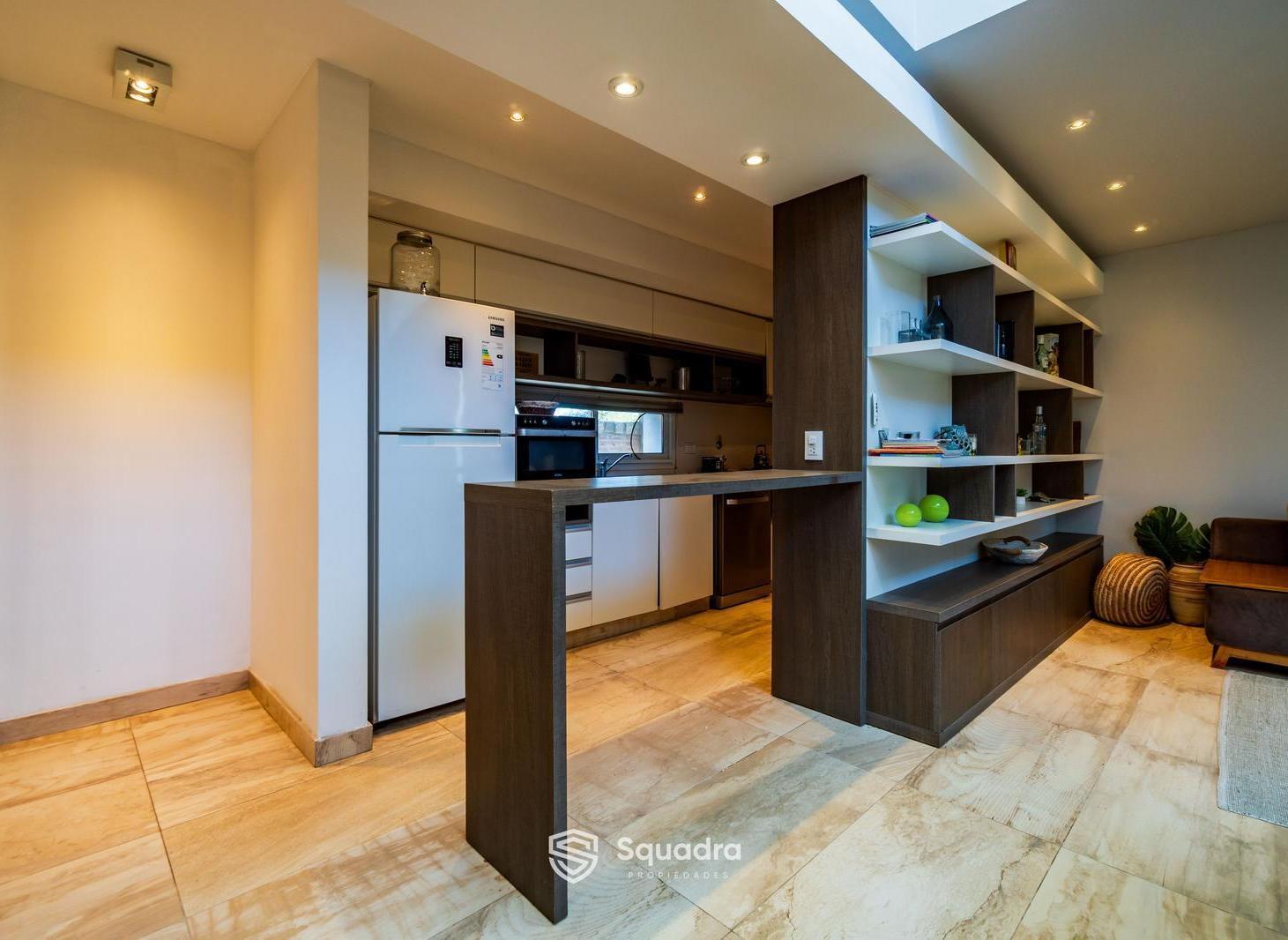Foto de VENTA - Casa 3 dormitorios, quincho y pileta - Barrio Funes Town, Funes., imagen 5
