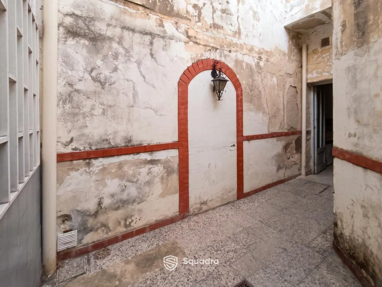 VENTA - Departamento interno a Reciclar de 2 dormitorios con patio - Echesortu, Rosario. 5