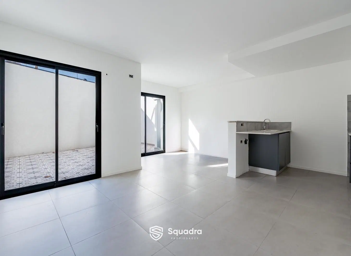 VENTA - Departamento monoambiente con patio - Barrio Echesortu, Rosario. 1