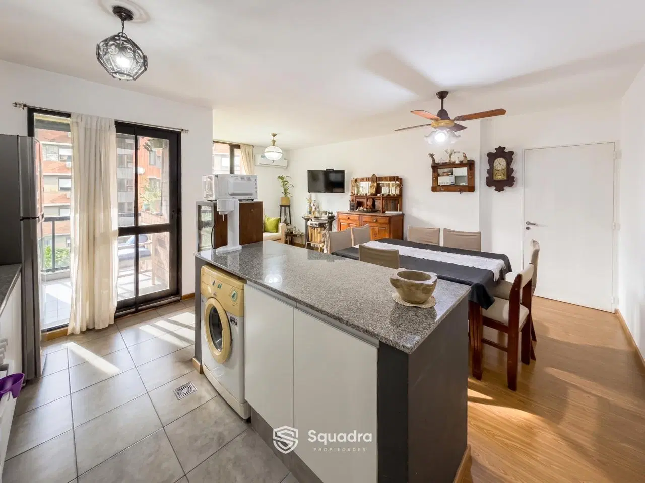 VENTA - Departamento de 2 dormitorios, y cochera - Condominios Palos Verdes, Fisherton. 2