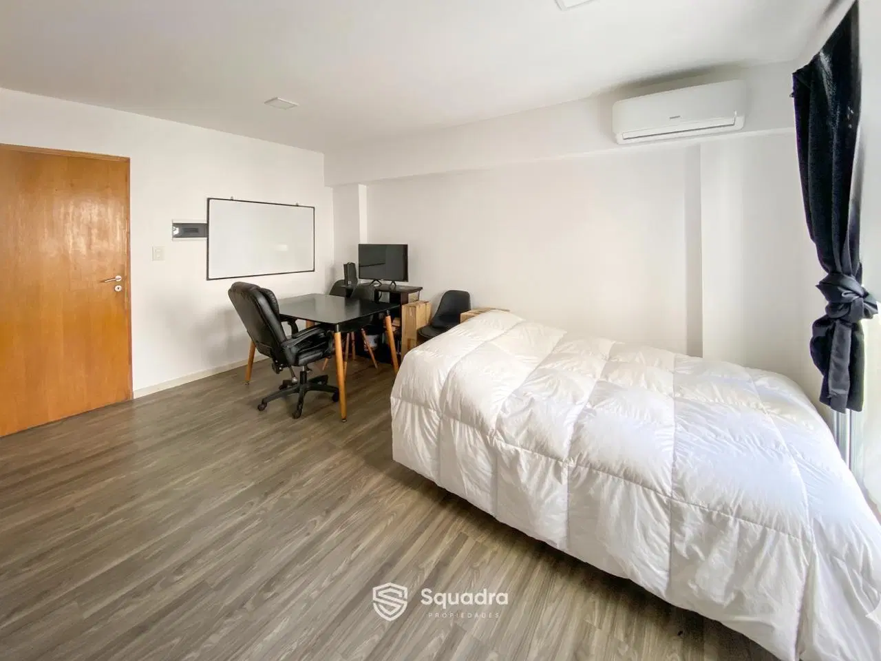 VENTA - Departamento monoambiente con balcón al frente - Lourdes, Rosario. 1