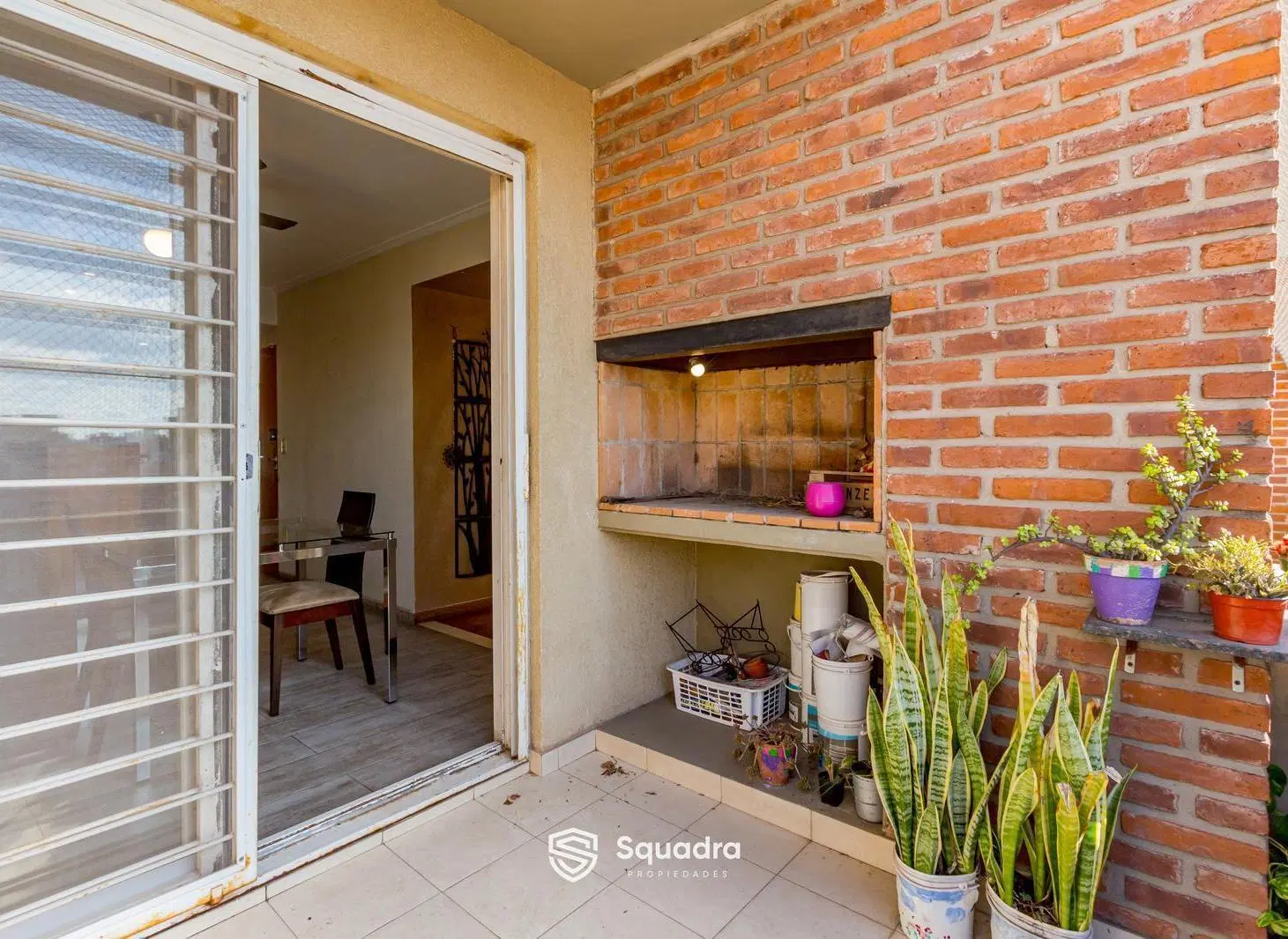 VENTA - Departamento 2 Dormitorios, balcón aterrazado y cochera doble - Zona Centro, Rosario. 4