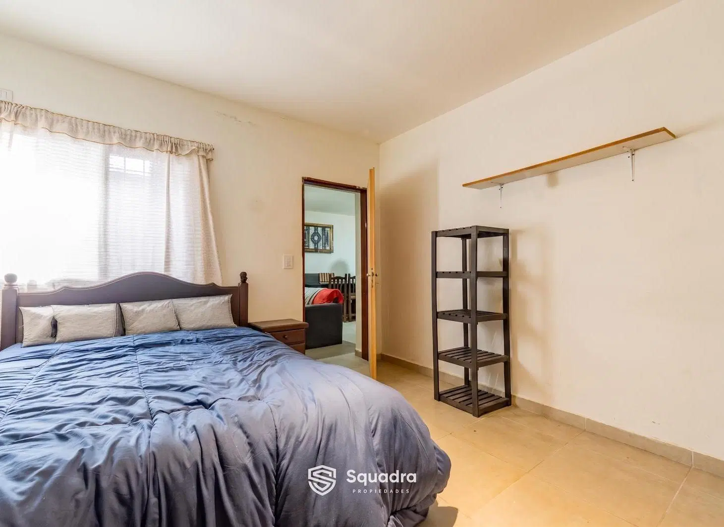 VENTA - Casa de pasillo en PH reciclado, 2 dormitorios, patio - Barrio Belgrano, Rosario. 5