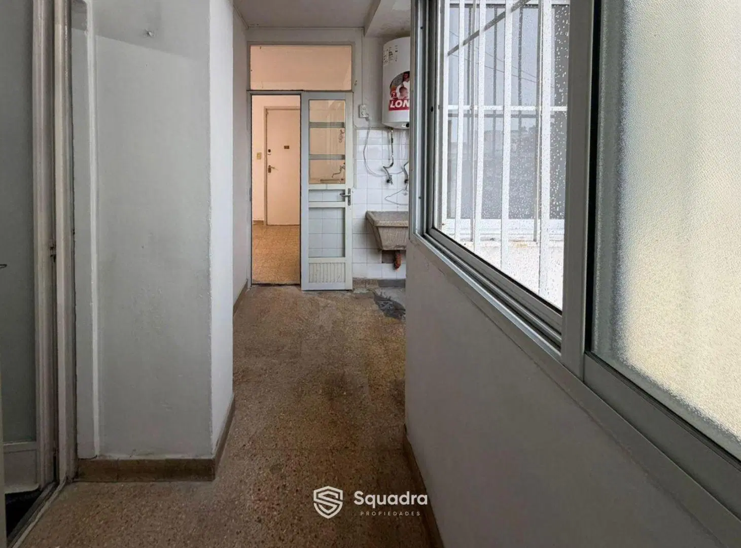 ALQUILER - Departamento de 3 dormitorios mas comodin y balcón - Centro, Rosario. 5