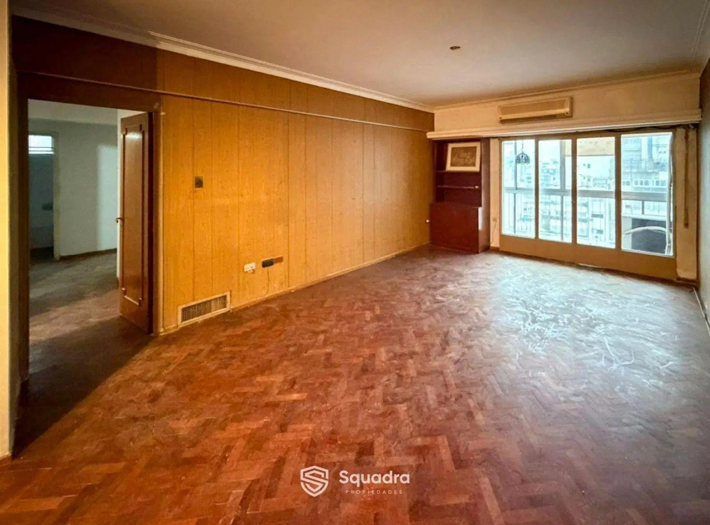 ALQUILER - Departamento de 3 dormitorios mas comodin y balcón  - Centro, Rosario. 2