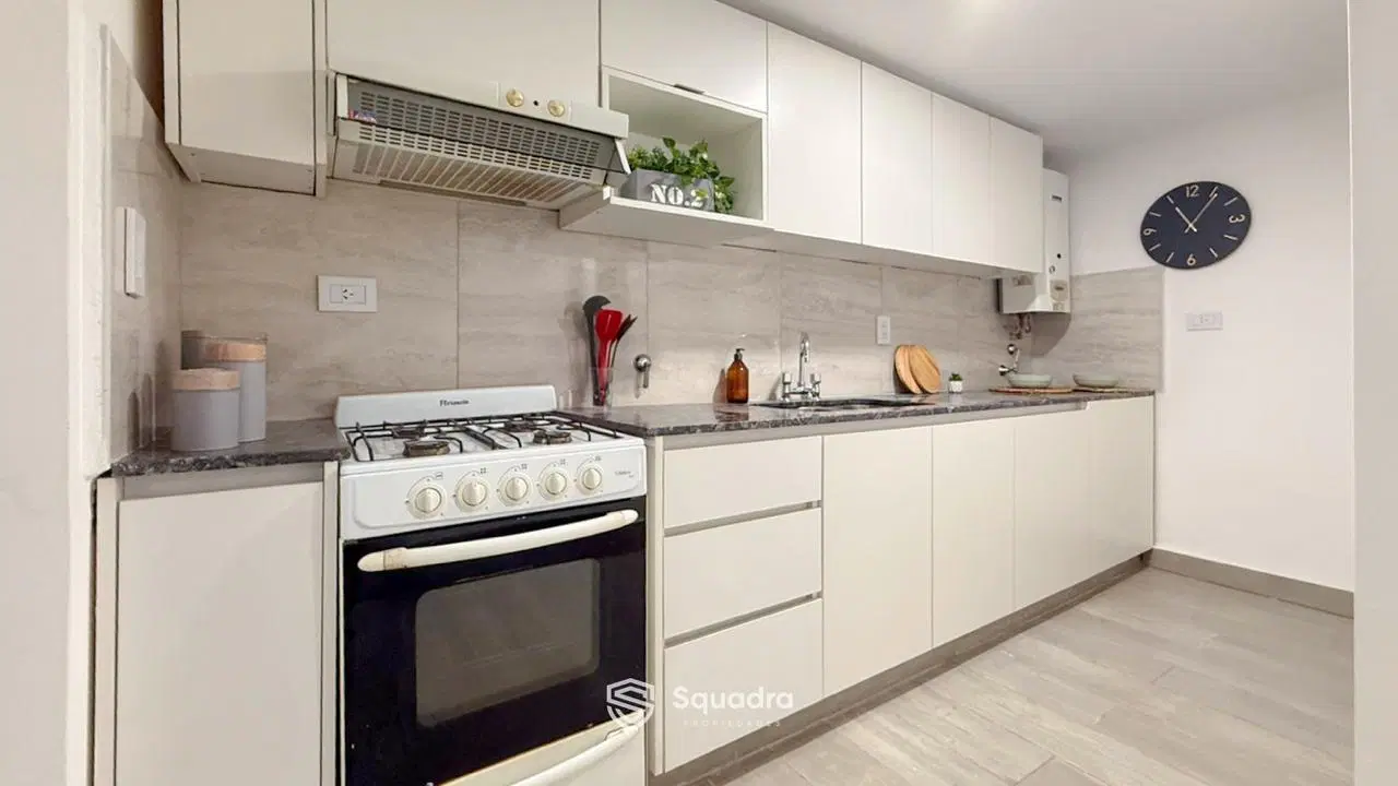 VENTA | PERMUTA - Departamento de 3 dormitorios - Patio - Cochera. Lourdes, Rosario. APTO CRÉDITO 3
