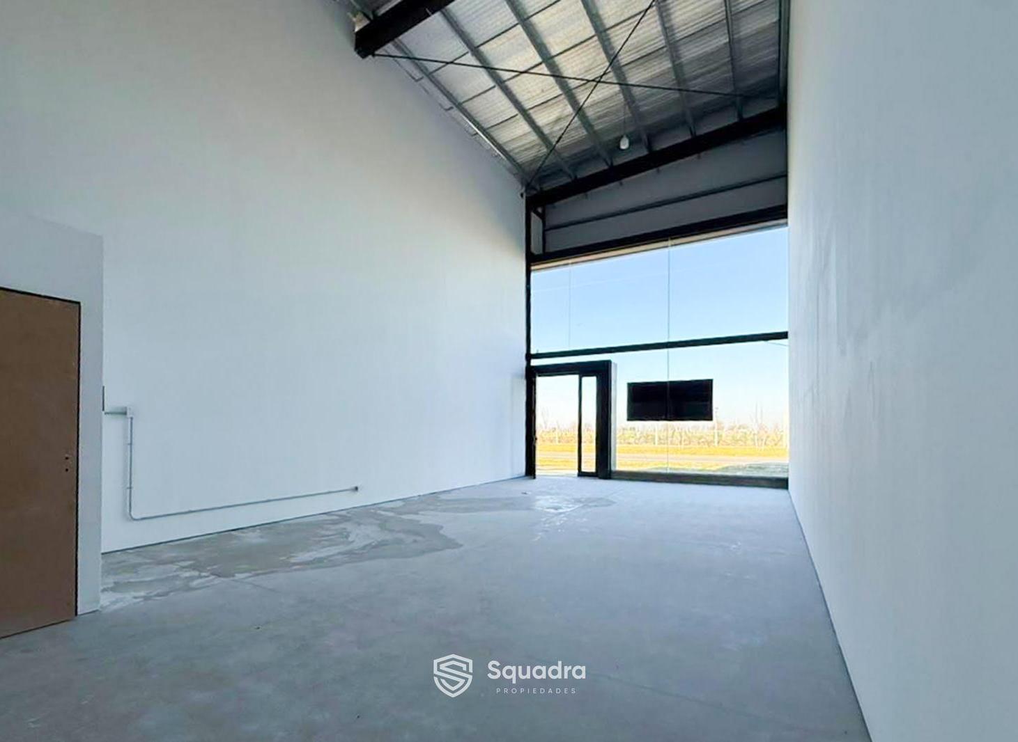 Foto de ALQUILER - Local comercial en esquina de 75 m². por Av. Fuerza Aérea, imagen 5