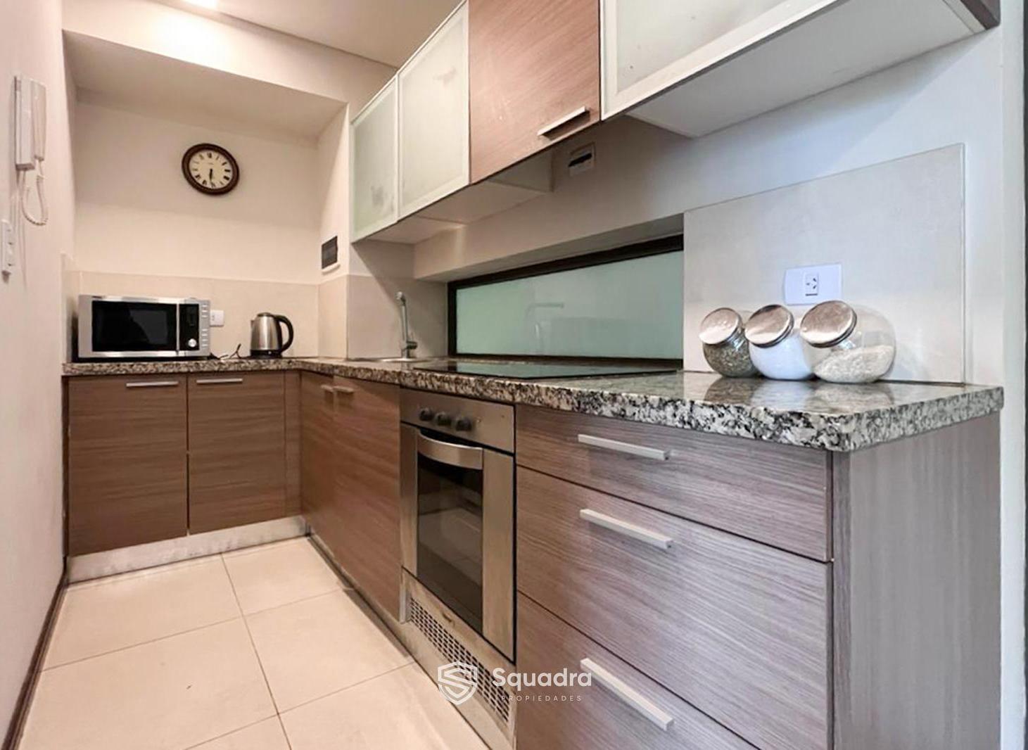 Foto de VENTA | PERMUTA - Departamento de 1 dormitorio con cochera y balcón, imagen 2