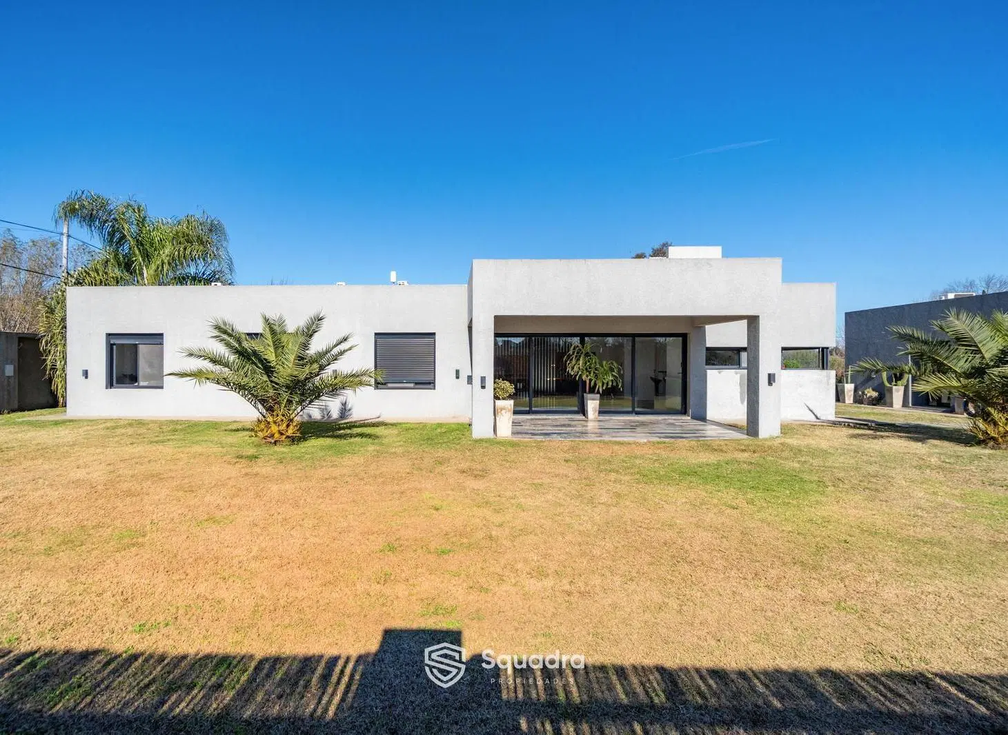 VENTA | PERMUTA - Importante casa 3 dormitorios - Funes. 2