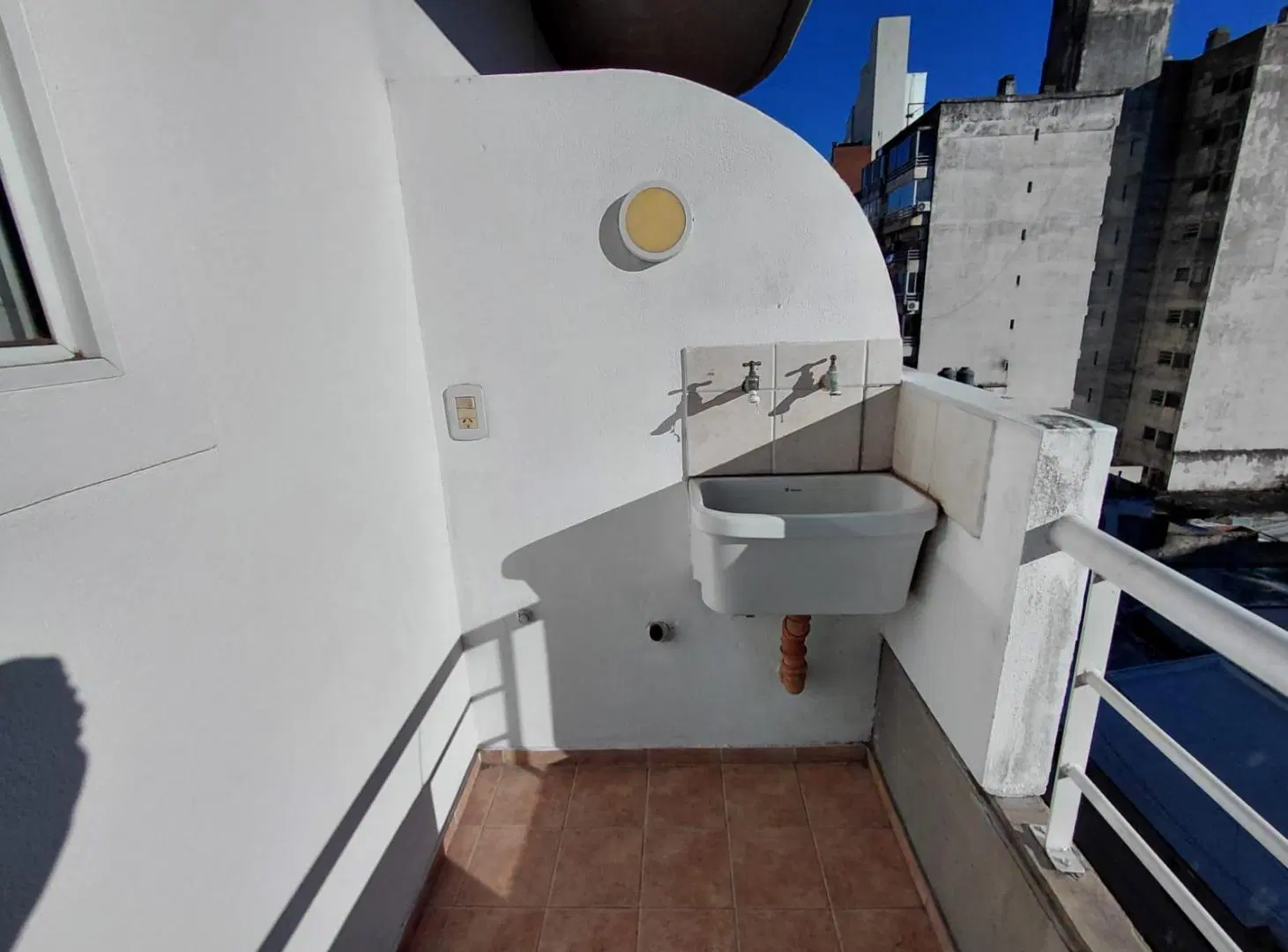 ALQUILER - Departamento semipiso 1 dormitorio con balcón - Barrio Martin, Rosario 4