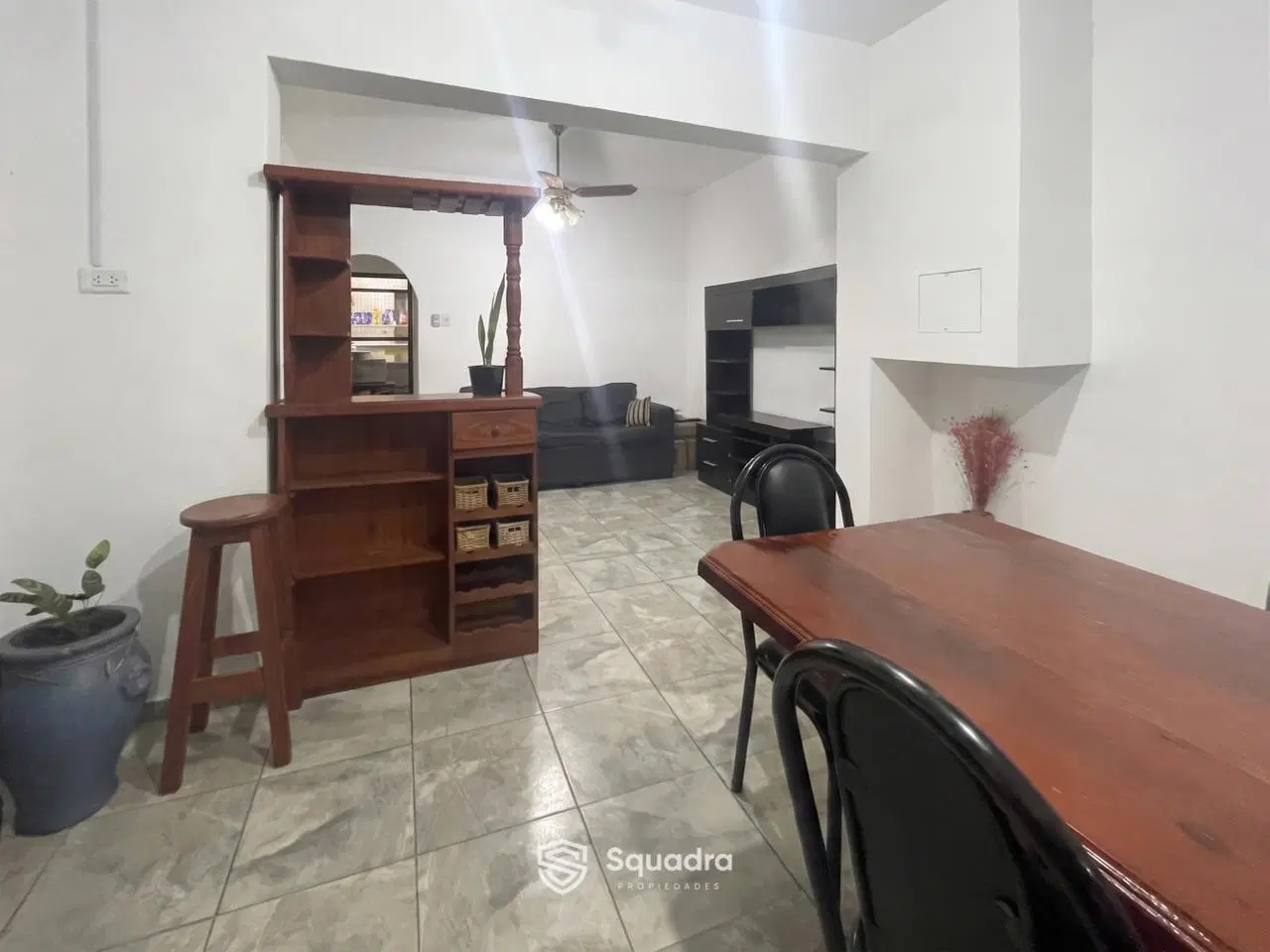 VENTA | PERMUTA - Casa 3 Dormitorios, y local comercial - Barrio Lomas de Alberdi, Rosario. 2
