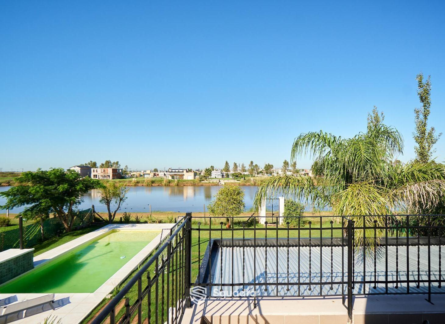 Foto de VENTA - Casa - Apto crédito - 3 dormitorios con vista al lago - Tierra, imagen 3