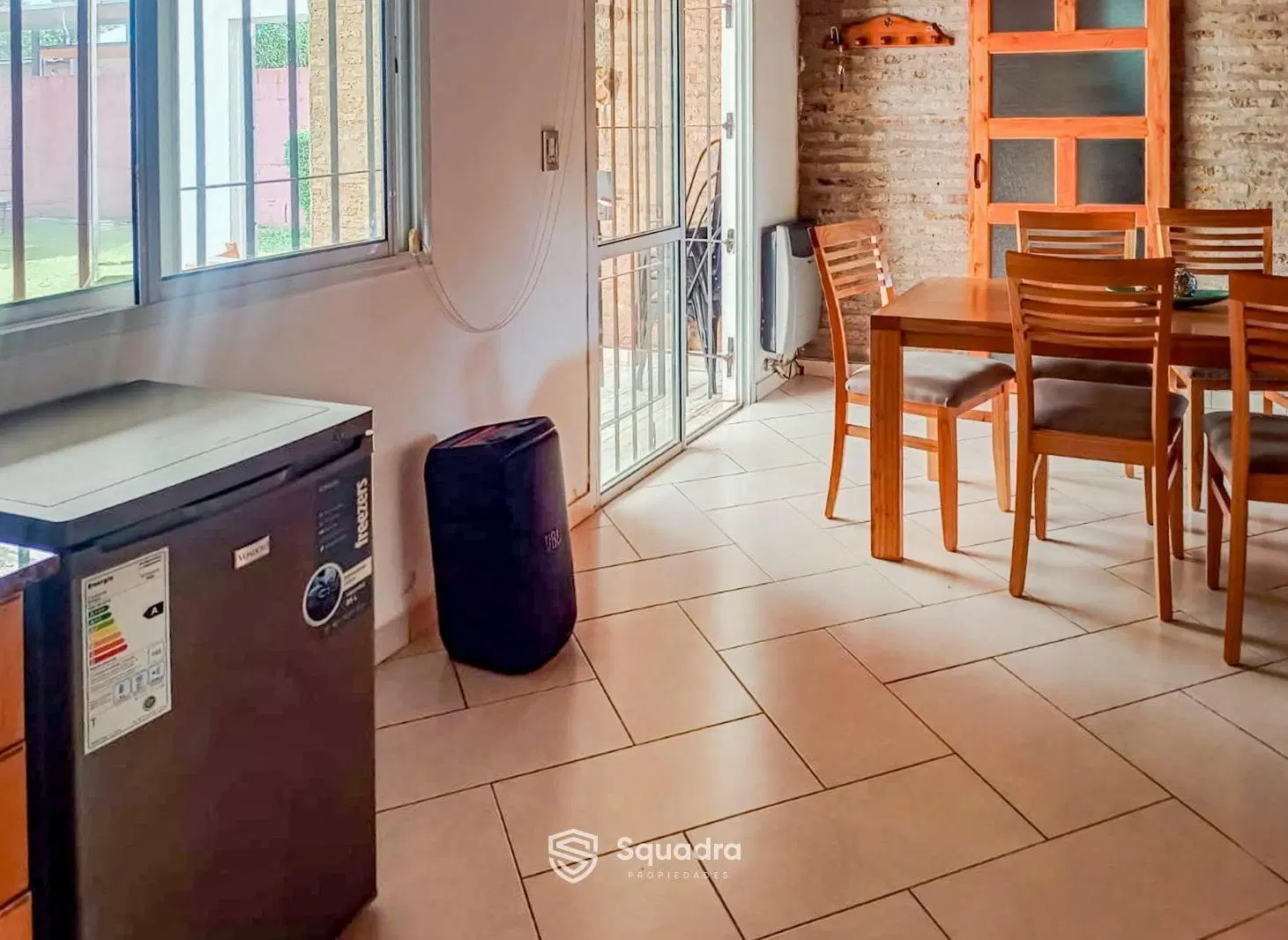VENTA | PERMUTA - Casa 3 dormitorios con posibilidad de 4, piscina y jardín. Funes Norte - APTA CRÉD 5