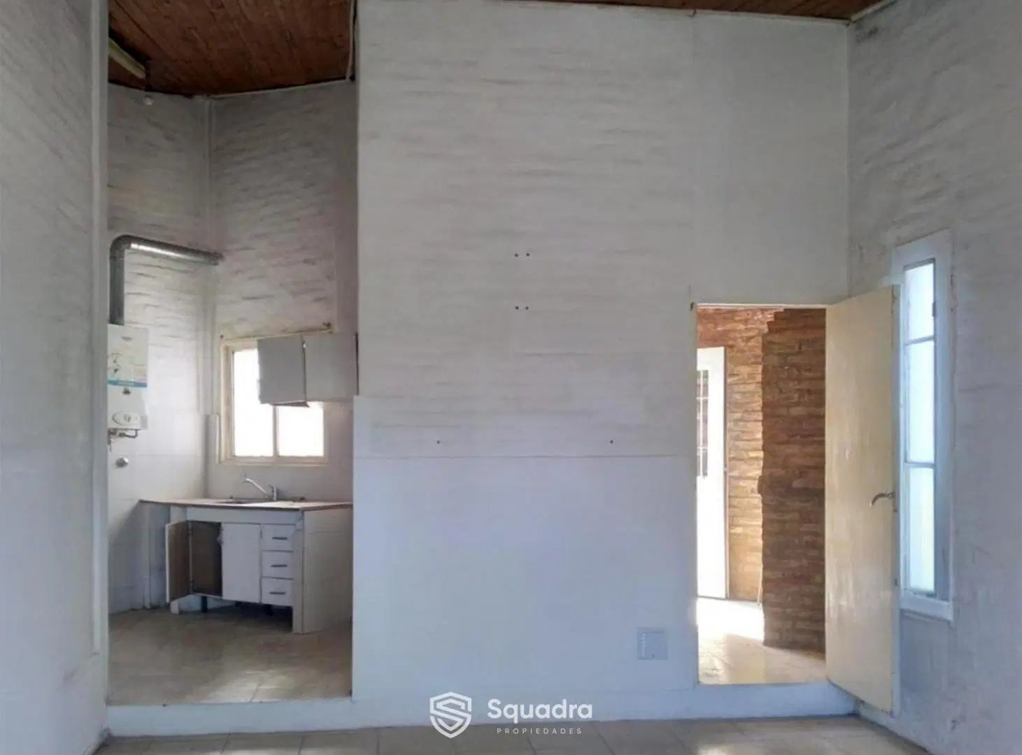 VENTA - Casa de 1 dormitorio con lote lindero - Roldán - APTO CRÉDITO. 4