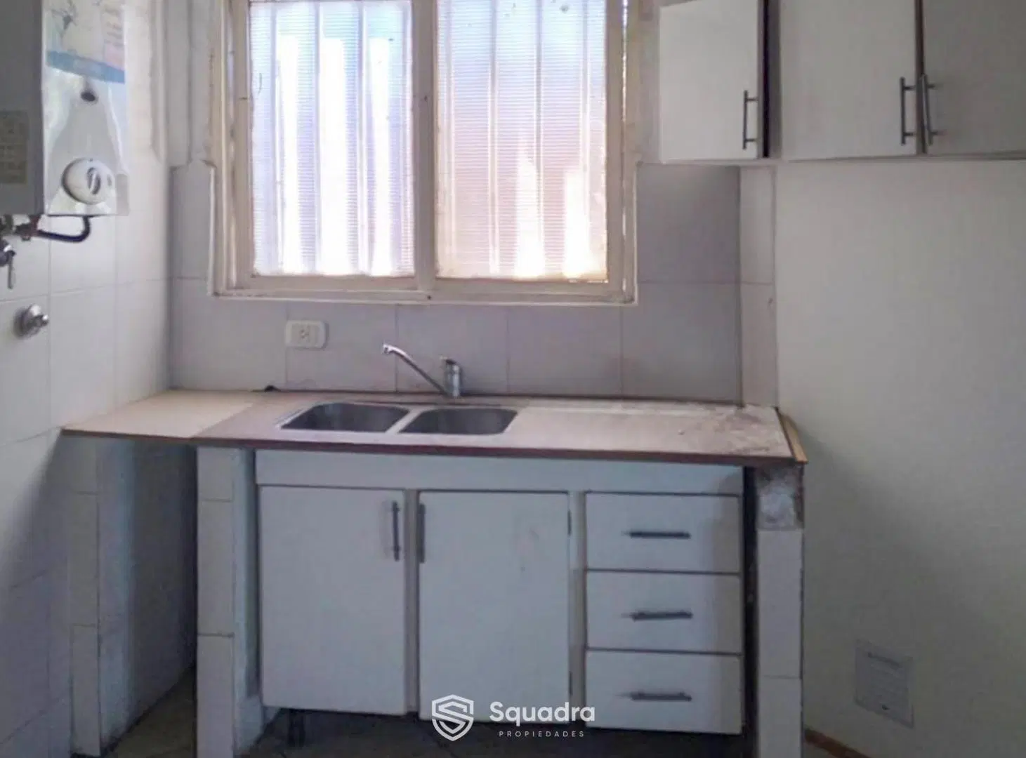 VENTA - Casa de 1 dormitorio con lote lindero - Roldán - APTO CRÉDITO. 2