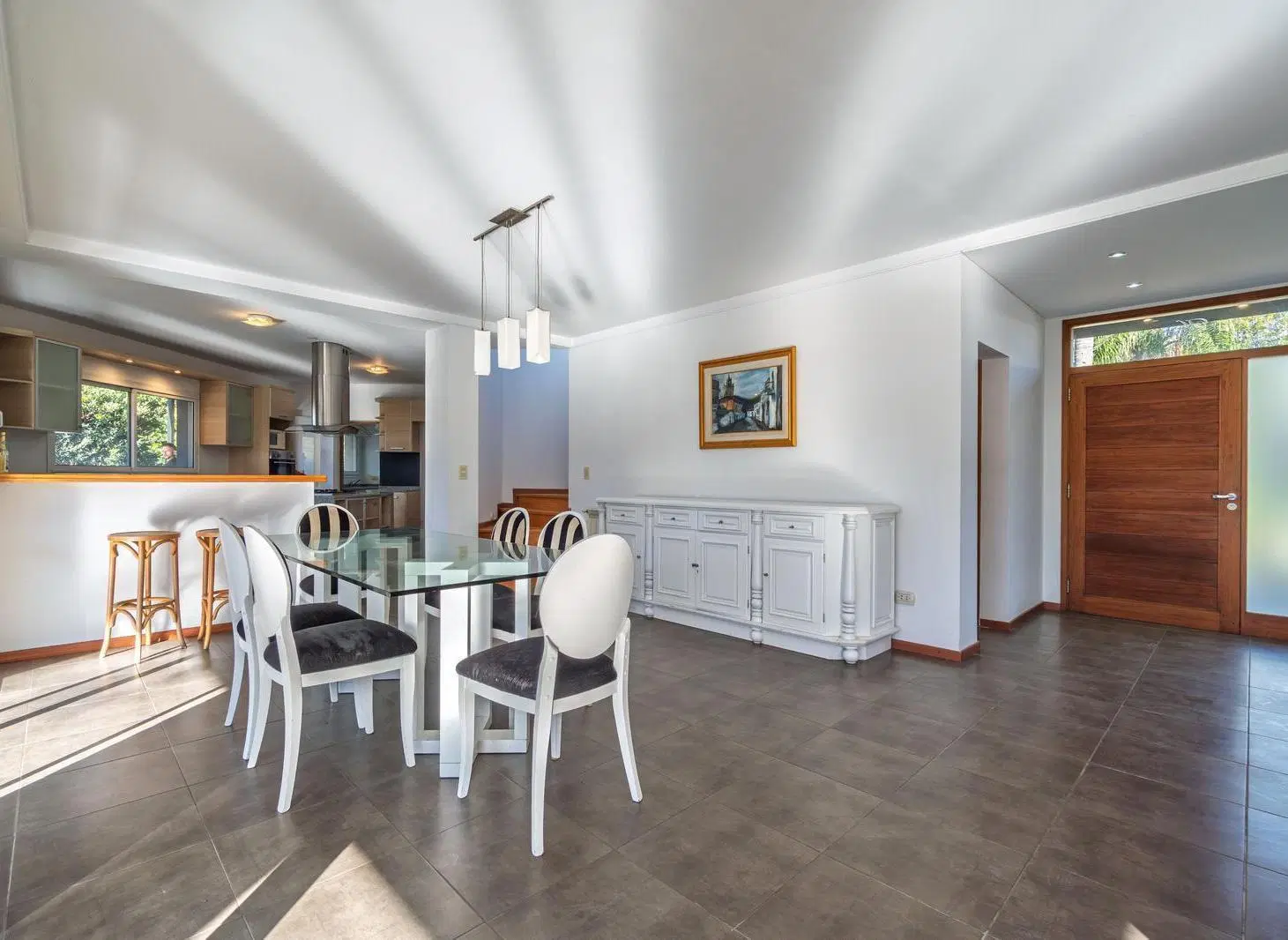 VENTA/PERMUTA Casa 3 Dormitorios Y pileta - Funes Hills Cadaques 5