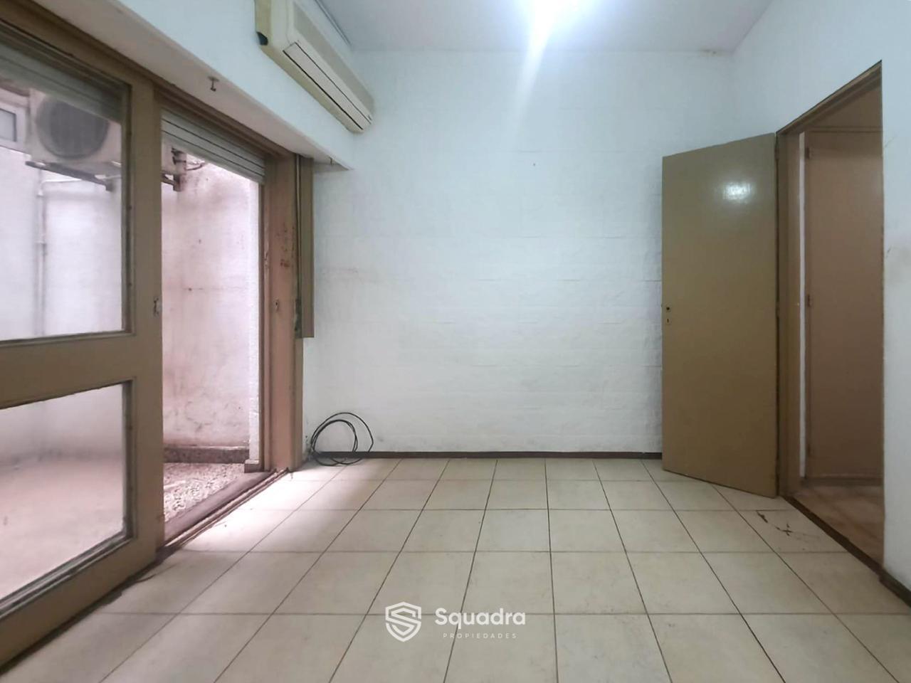 Foto de ALQUILER - Departamento de 1 dormitorio con patio - Barrio Martin, Rosario., imagen 3