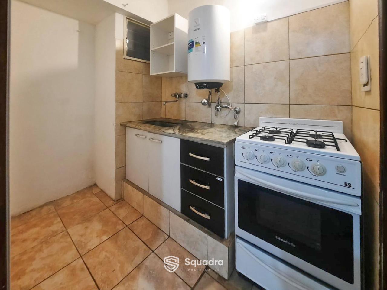 Foto de ALQUILER - Departamento de 1 dormitorio con patio - Barrio Martin, Rosario., imagen 1