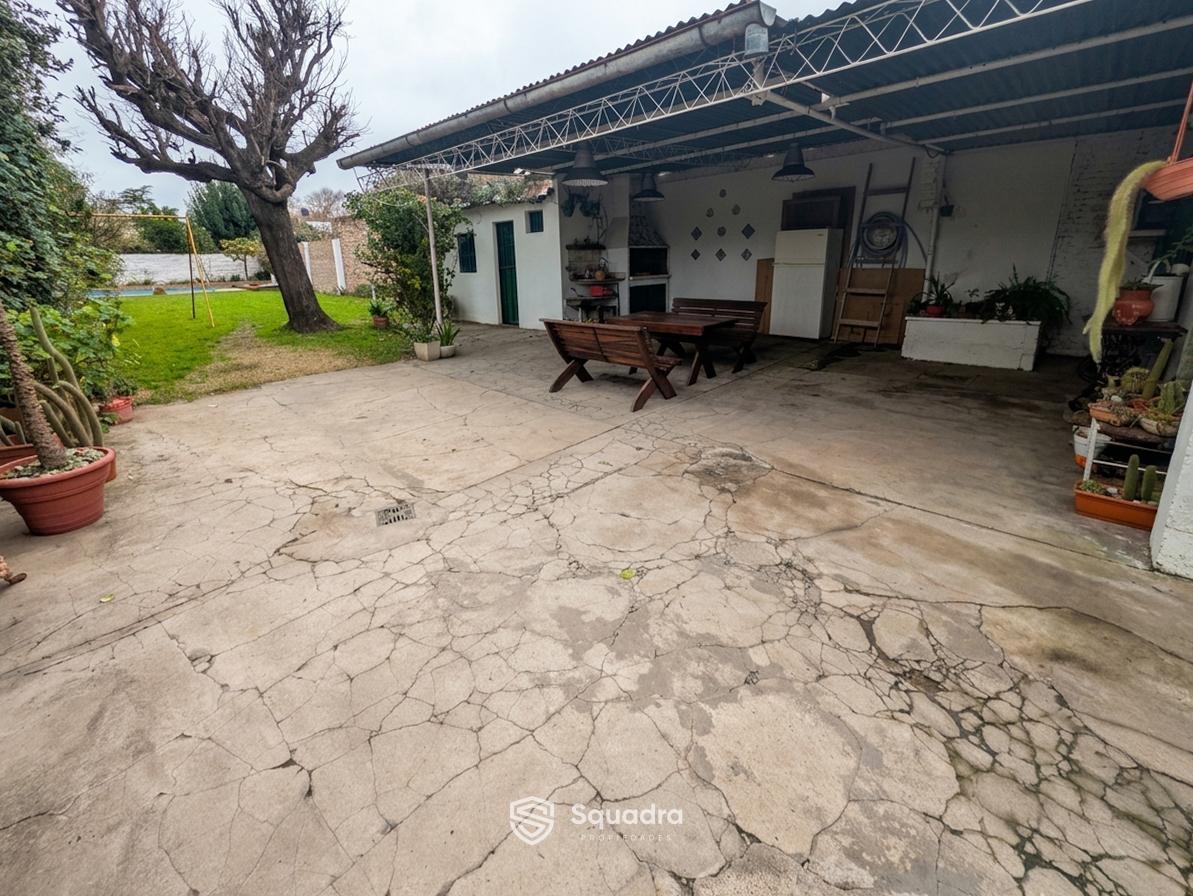 Foto de VENTA | PERMUTA - Casa 3 Dormitorios con pileta - Barrio Triangulo, imagen 4