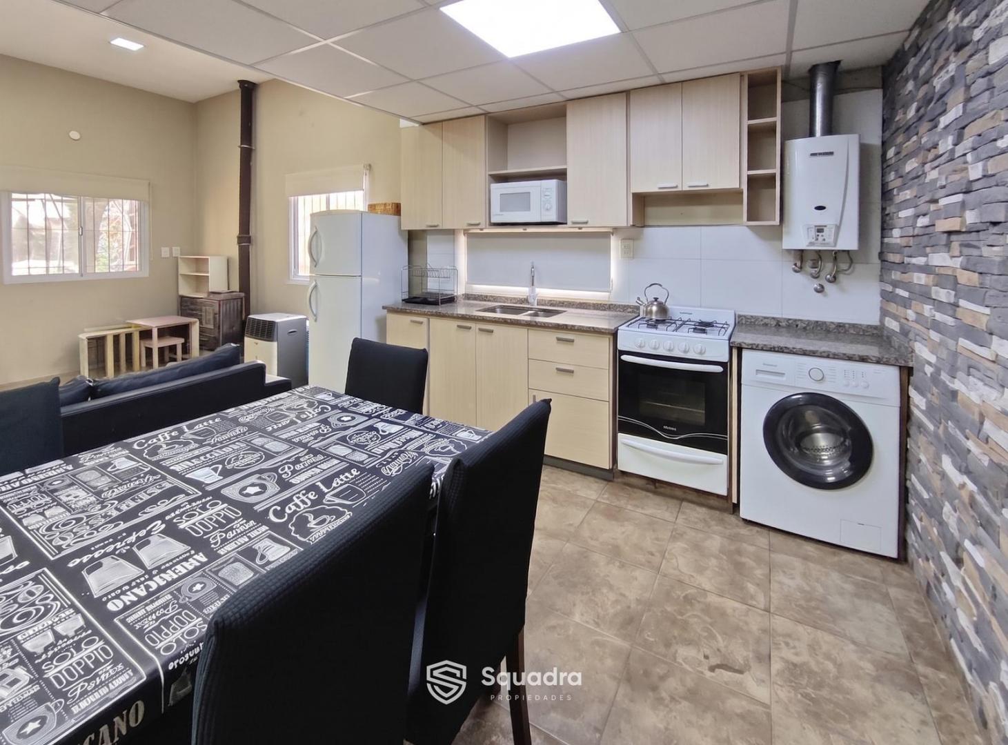 Foto de VENTA | PERMUTA - Casa 3 Dormitorios con parque y piscina - Villa, imagen 2