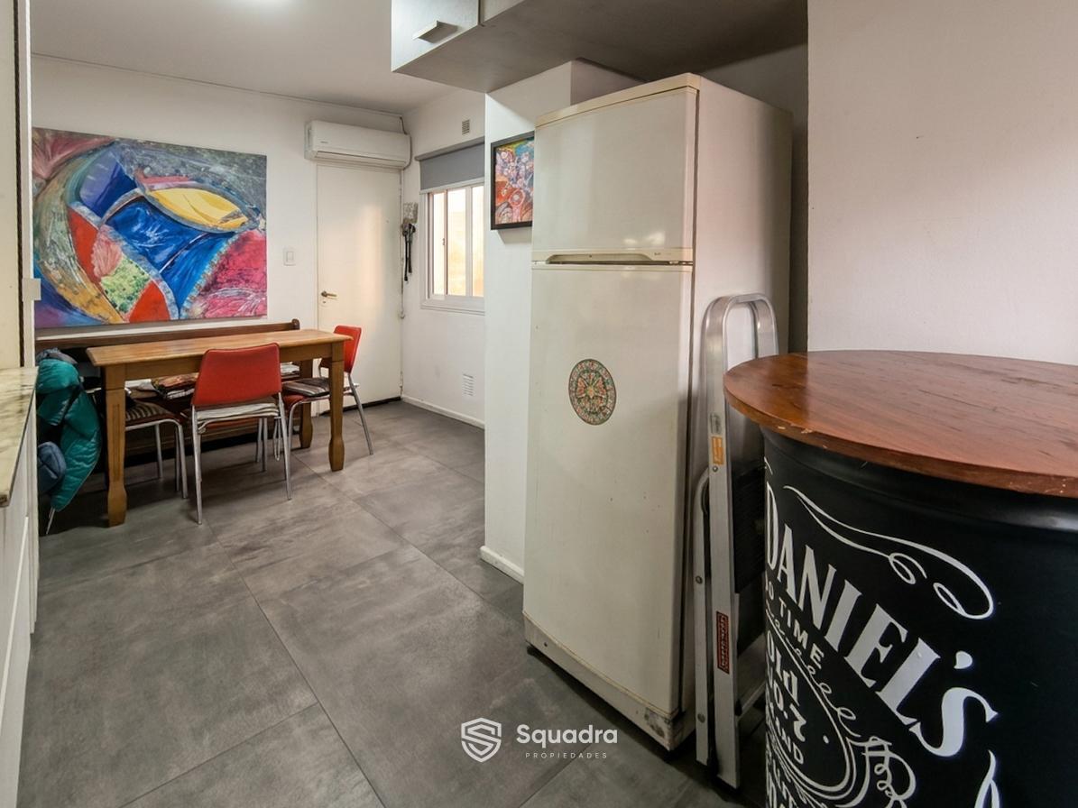 Foto de VENTA - Departamento 1 dormitorio al contrafrente por escalera - Barrio, imagen 2