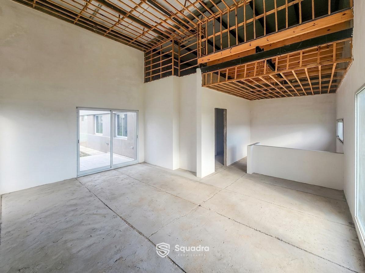 Foto de VENTA | PERMUTA - Casa de 3 dormitorios, con cochera, jardín - Barrio, imagen 4