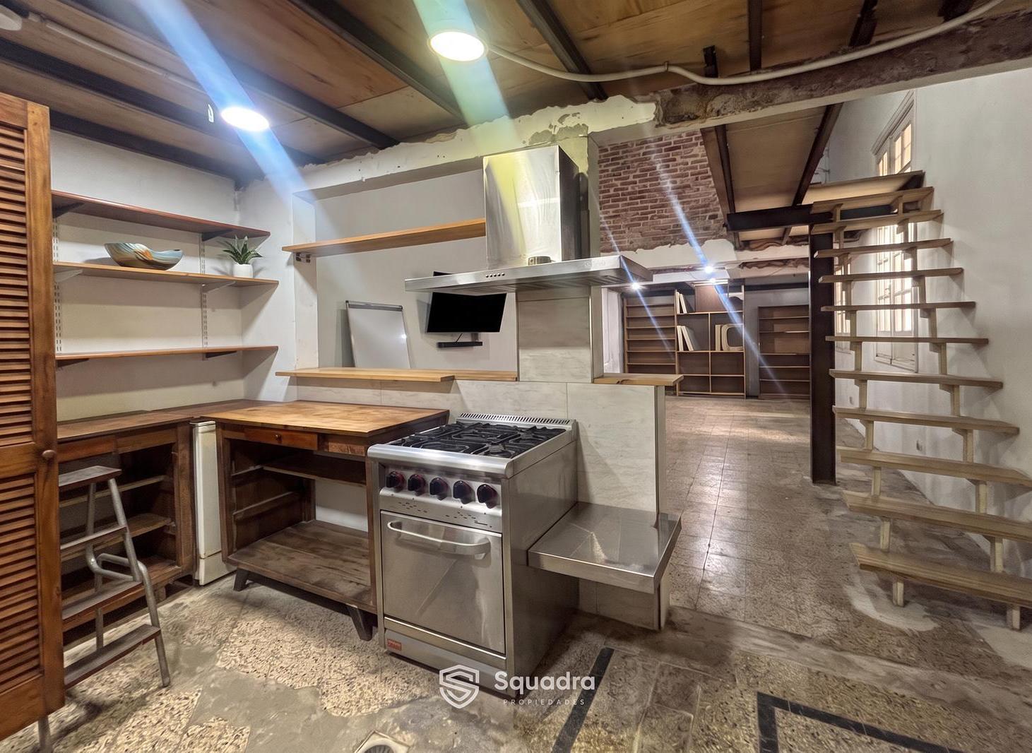 Foto de VENTA - Casa interna en planta baja, tres dormitorios a refaccionar, imagen 2