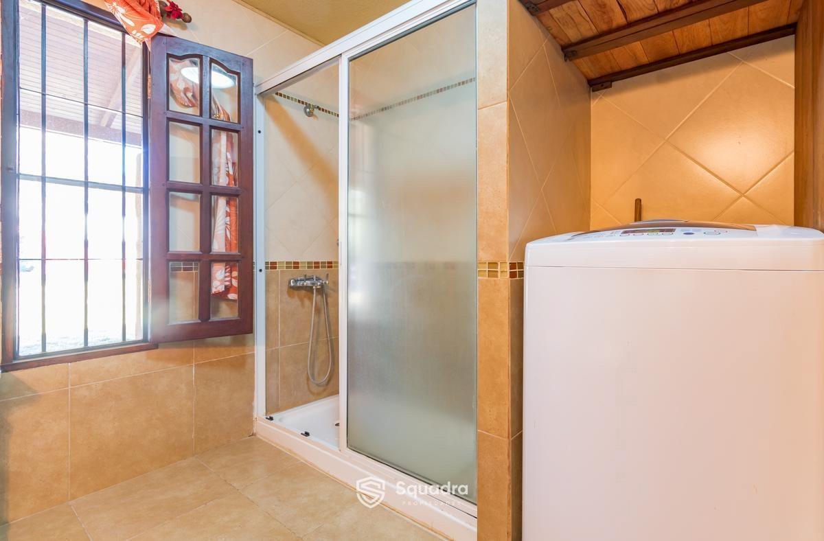 Foto de VENTA | PERMUTA - Casa 2 Dormitorios, galería jardín y piscina - Villa, imagen 3