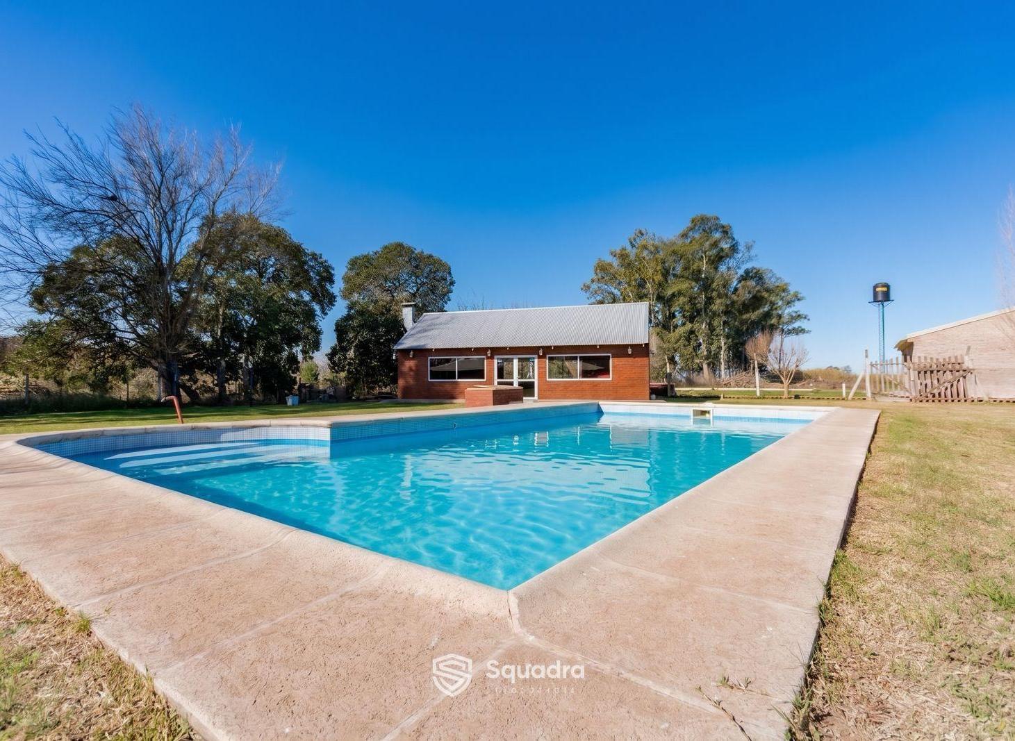 Foto de VENTA | PERMUTA - Casa 2 Dormitorios, galería jardín y piscina - Villa, imagen 5