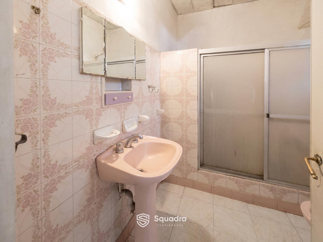 Foto de VENTA - Casa de pasillo única de 3 dormitorios con patio y terraza, imagen 4