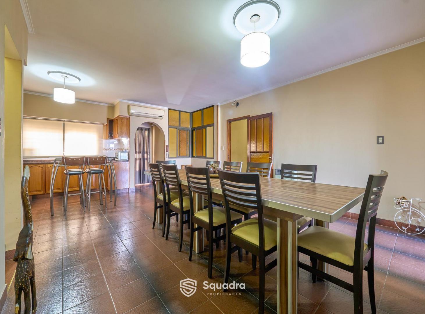 Foto de VENTA | PERMUTA - Local comercial casa de 4 dormitorios, patio seco y, imagen 4
