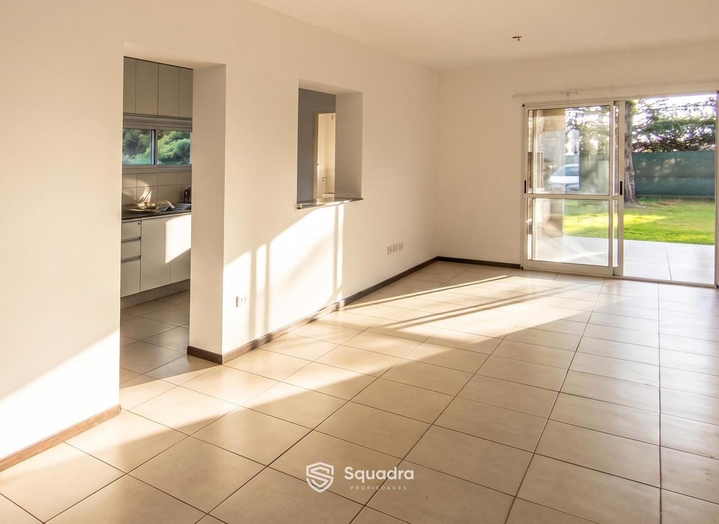 VENTA | PERMUTA - Casa de 3 dormitorios - Barrio privado Pueblo Esther - APTO CREDITO
