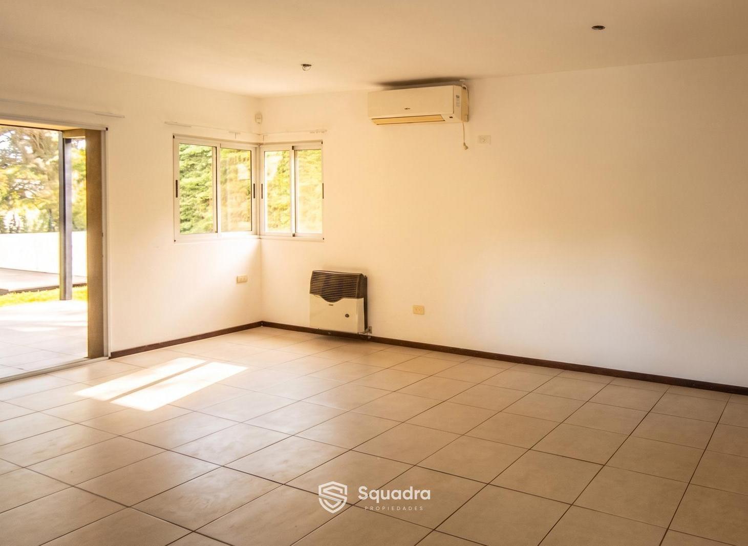Foto de VENTA | PERMUTA - Casa de 3 dormitorios - Barrio privado Pueblo Esther, imagen 3