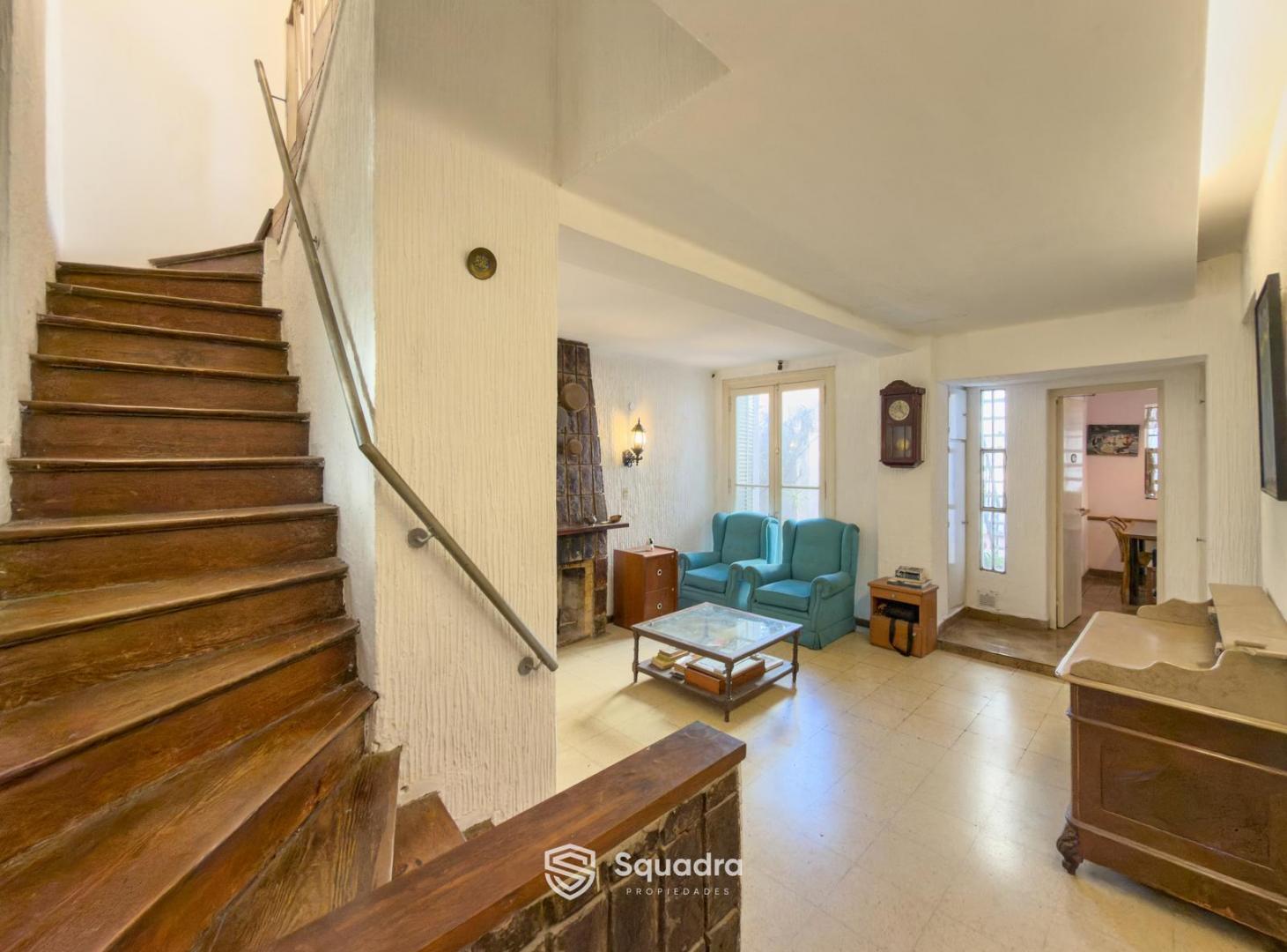 Foto de VENTA | PERMUTA - Casa 4 dormitorios cochera, patio y balcón, imagen 2
