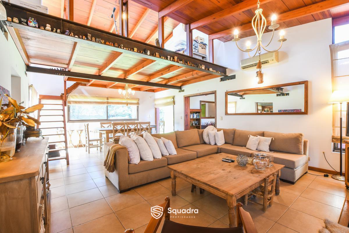 VENTA | PERMUTA - Casa de 3 dormitorios, piscina y jardin de 1600 m² - Los Álamos Club de Campo, Iba