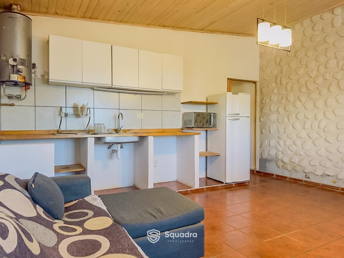 Foto de VENTA | PERMUTA - Casa de dos dormitorios, Jardín y Piscina - Barrio, imagen 2