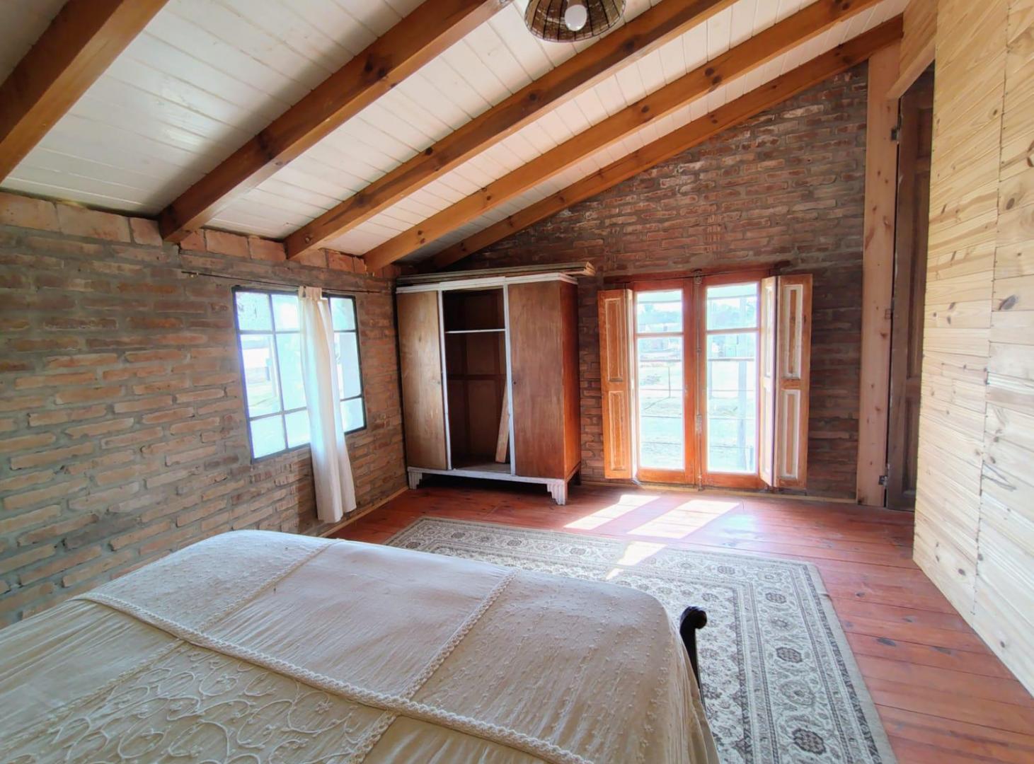 Foto de VENTA | PERMUTA - Casa 2 dormitorios comodín/playroom - Barrio Pucará, imagen 4