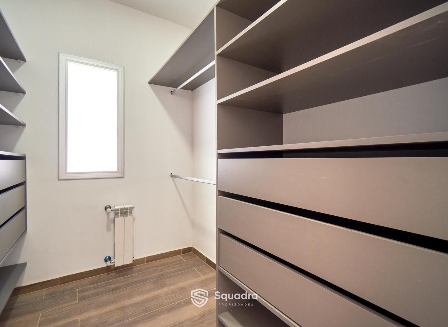 Foto de VENTA | PERMUTA | FINANCIACIÓN - Casa 3 dormitorios, parque y piscina, imagen 3