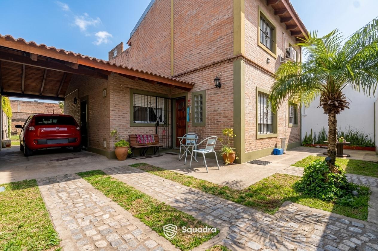 Foto de VENTA | PERMUTA - Casa de 3 dormitorios, estudio, jardín, piscina y, imagen 4